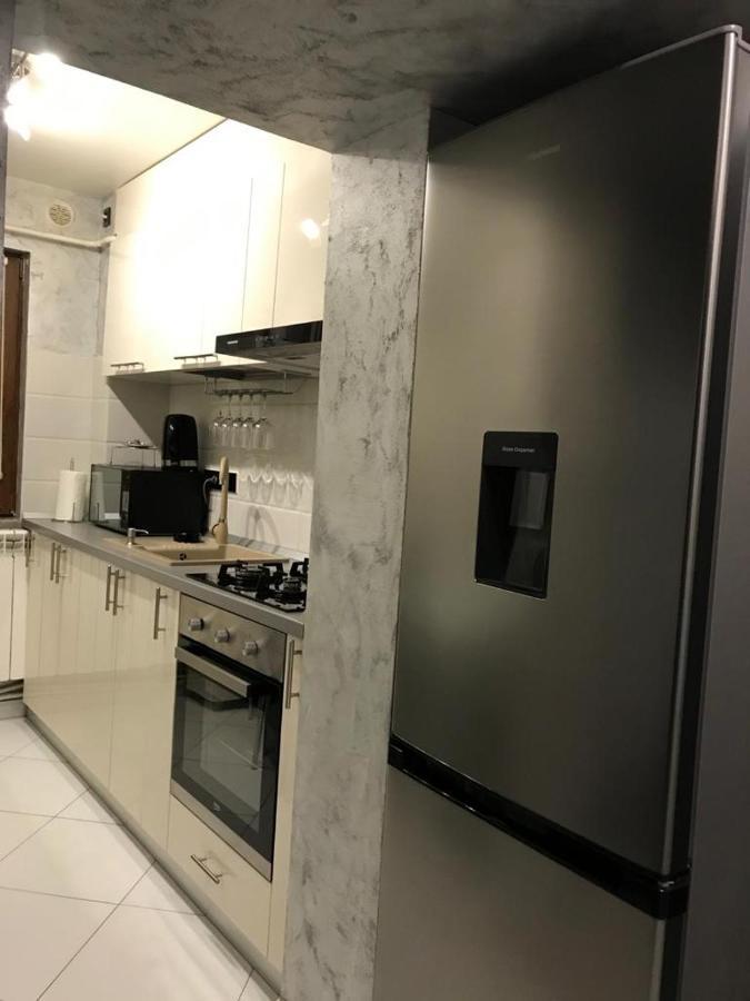Elegant & Silver Luxury Apartament Craiova Exterior foto